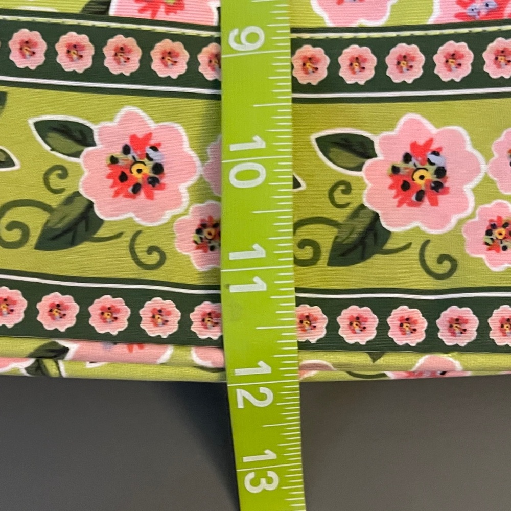 MaggiB Floral Handbag - Picture 12 of 12